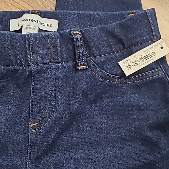 Amazon Essentials Women's Skinny Stretch Knit Jegging - Picture 8 of 12